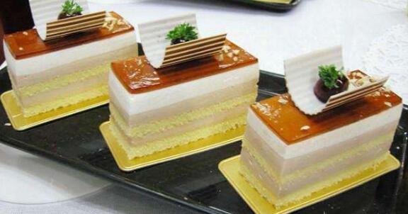 北京想報(bào)個(gè)西點(diǎn)培訓(xùn)班哪家學(xué)校教的比較好