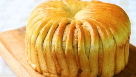 莆田西點蛋糕裱花培訓學校哪家好 王森咖啡西餐甜點培訓學校教你做甜點雛菊